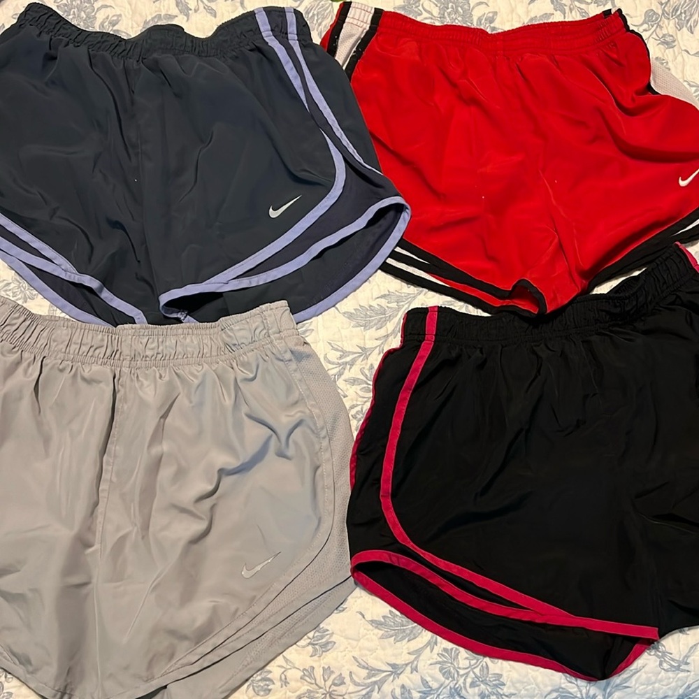 4 Small Nike shorts - great condition!